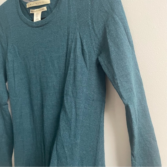 Max Studio 100% Merino Wool Sweater (M) - Picture 4 of 7